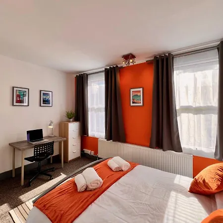 Clarence House 3 Bedrooms 8Min To Station E17 North East London Exterior foto